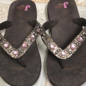 Women’s 6.5-7 Justin glitter flip flops